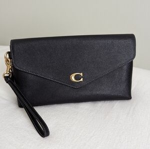 Coach Wyn envelope clutch